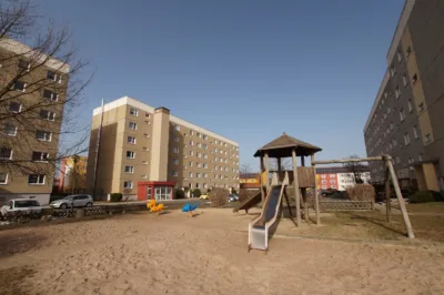 2-Raum-Wohnung mit Balkon - Spielplatz (225501)