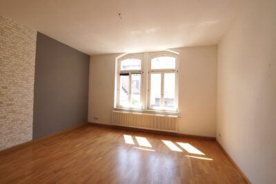 3-Raumwohnung direkt am Markt in Pößneck - Zimmer (225142)