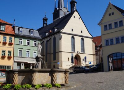 Ihre Chance: Buchhandlung am Markt zu vermieten - Straßenbild (225064)