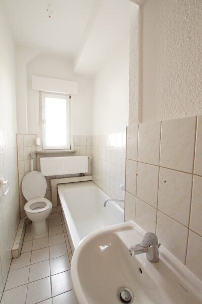2-Raum-Wohnung in Saalfeld-Gorndorf - Bad (225267)