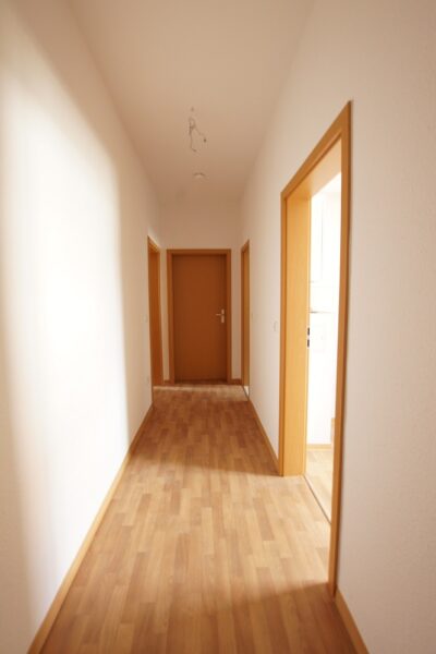 2-Raum-Wohnung in Saalfeld-Gorndorf - Flur (225268)