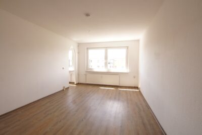 2-Raum-Wohnung in Pößneck-Ost - Wohnzimmer (225310)