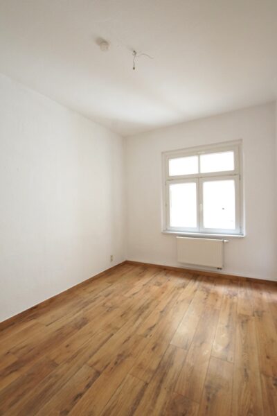 Seltene Gelegenheit: 4-Zimmerwohnung mit Aufzug im Stadtzentrum - Zimmer (225327)